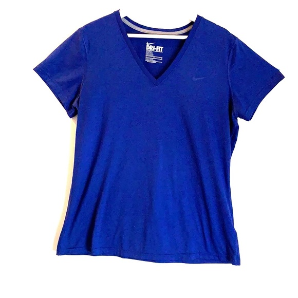 Nike Tops - Nike XL Dri Fit vneck performance tee regular fit